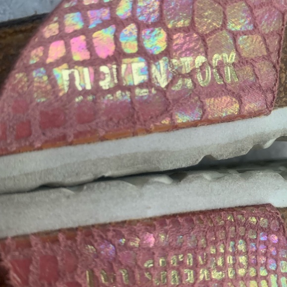 Pink Mermaid Birkenstock Gizeh - Picture 6 of 15